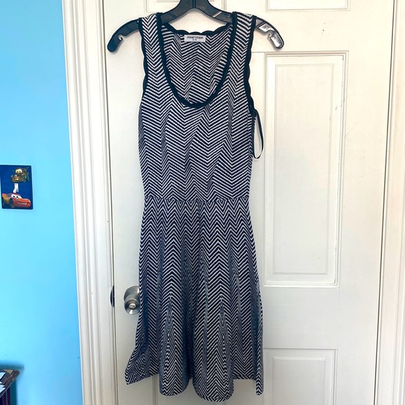 Free with 100 purchase- opening ceremony black white stretch dress - Picture 2 of 8